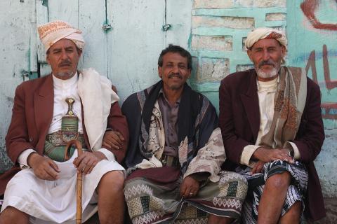 https://upload.wikimedia.org/wikipedia/commons/thumb/f/f7/Ibb%2C_Yemen_%284325126410%29.jpg/1280px-Ibb%2C_Yemen_%284325126410%29.jpg